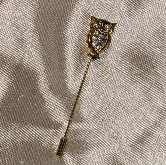 Vintage gold tone rhinestone owl stick pin - Picture 6 of 12